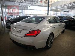 جنسس G70